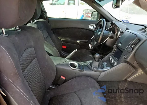 2017 Nissan 370Z Base из США, поврежденный, VIN JN1AZ4EH9HM951353